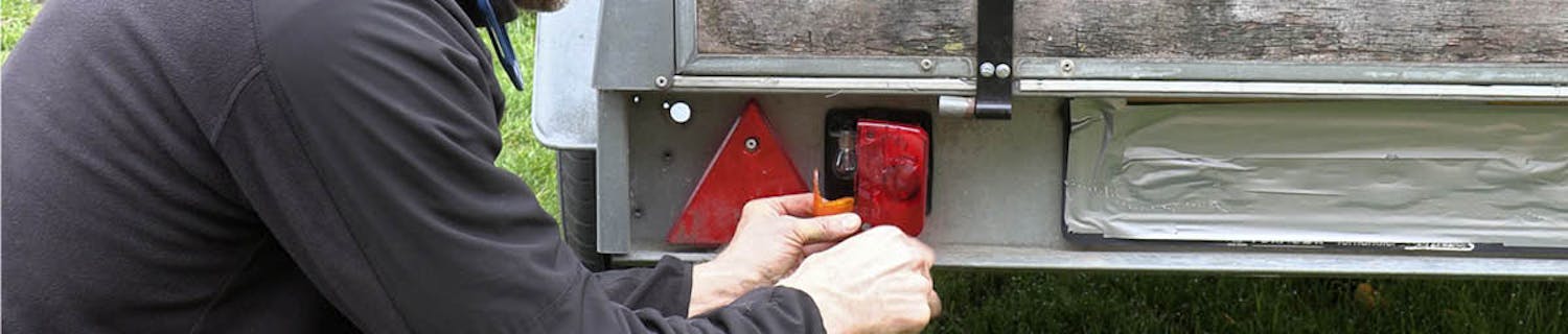 Baglygteglas til trailer Smadret baglygteglas til trailer